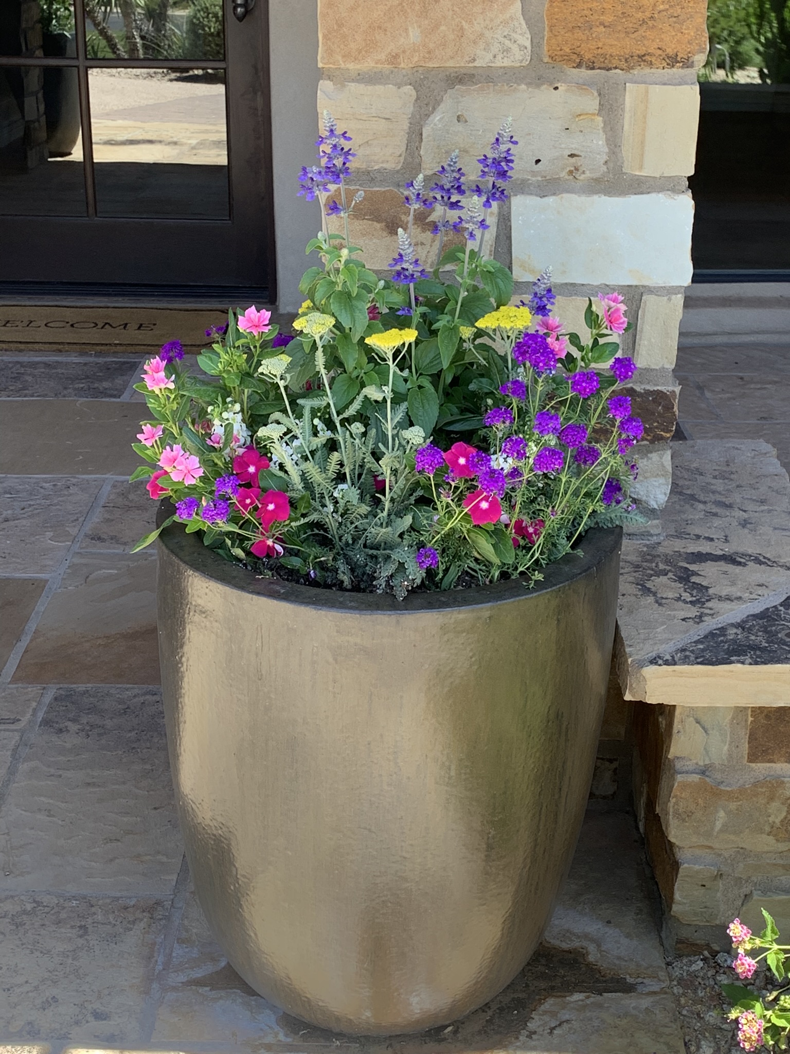 floral-arrangement